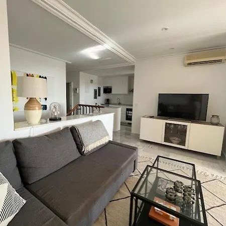 2-bed - Sea View - 10m From Puerto Banus Marbella