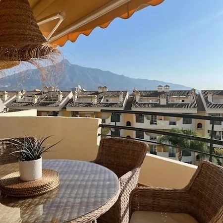 2-bed - Sea View - 10m From Puerto Banus Apartment *